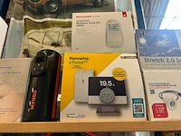 8x smart home-artikelen, slimme thermostaten en energiebesparende apparatuur, w.o. honeywell, remeha, plugwise - afbeelding 3 van  7