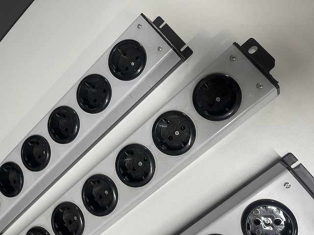 8x stekkerdoos - 6x230v - afbeelding 2 van  3