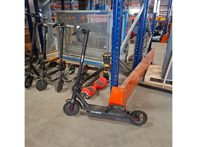 8x step, 2x hooverboard en opvouwbare scootmobiel, o.a. technozom, airbike - afbeelding 2 van  61