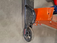 8x step, 2x hooverboard en opvouwbare scootmobiel, o.a. technozom, airbike - afbeelding 3 van  61