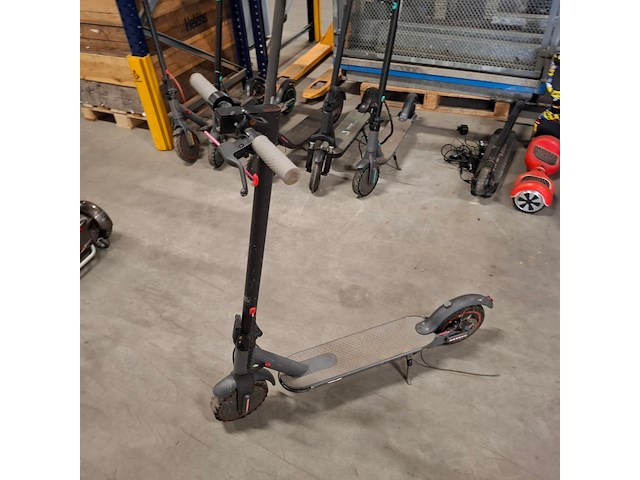 8x step, 2x hooverboard en opvouwbare scootmobiel, o.a. technozom, airbike - afbeelding 9 van  61