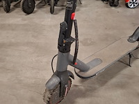 8x step, 2x hooverboard en opvouwbare scootmobiel, o.a. technozom, airbike - afbeelding 10 van  61