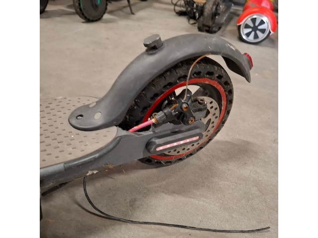 8x step, 2x hooverboard en opvouwbare scootmobiel, o.a. technozom, airbike - afbeelding 11 van  61