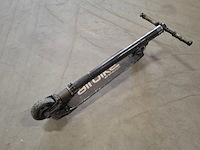 8x step, 2x hooverboard en opvouwbare scootmobiel, o.a. technozom, airbike - afbeelding 15 van  61