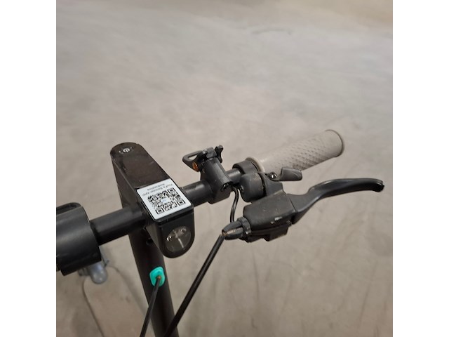 8x step, 2x hooverboard en opvouwbare scootmobiel, o.a. technozom, airbike - afbeelding 25 van  61