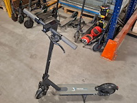 8x step, 2x hooverboard en opvouwbare scootmobiel, o.a. technozom, airbike - afbeelding 28 van  61