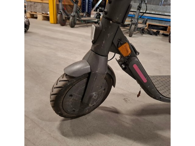 8x step, 2x hooverboard en opvouwbare scootmobiel, o.a. technozom, airbike - afbeelding 37 van  61