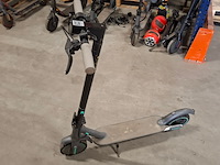 8x step, 2x hooverboard en opvouwbare scootmobiel, o.a. technozom, airbike - afbeelding 43 van  61