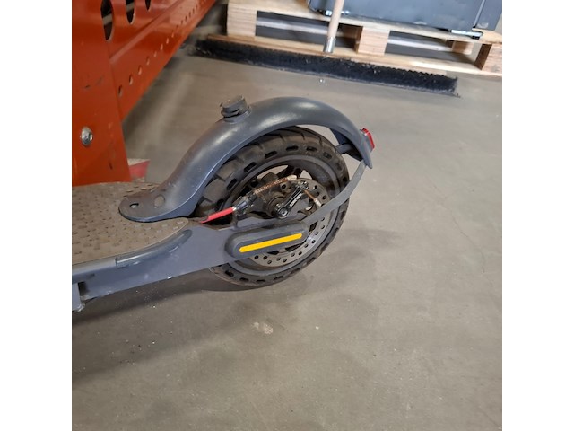 8x step, 2x hooverboard en opvouwbare scootmobiel, o.a. technozom, airbike - afbeelding 53 van  61