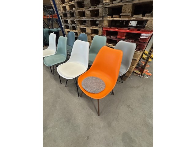 8x stoel, diverse kleuren - afbeelding 3 van  5