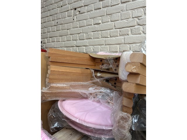 8x stoel in 3 verschillende kleuren ff europe - afbeelding 4 van  6