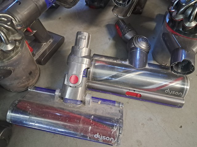 8x stofzuigers, dyson - afbeelding 9 van  11