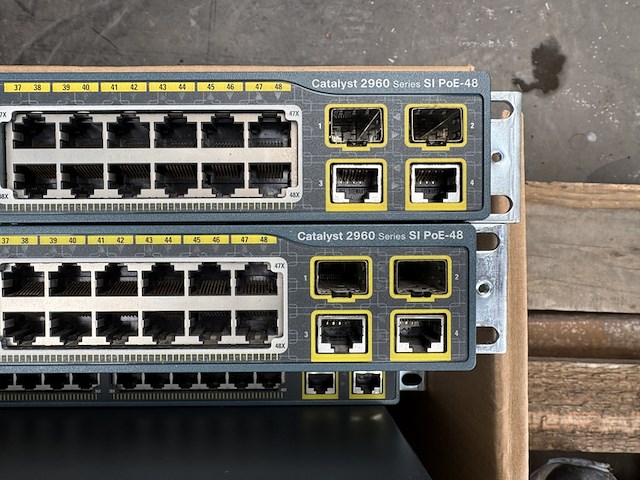8x switch, cisco, hp - afbeelding 2 van  7