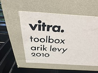 8x toolbox, vitra, by arik levi, zwart - afbeelding 4 van  5
