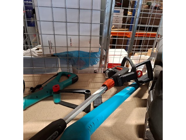 8x tuingereedschap, o.a stihl, gardena - afbeelding 13 van  28