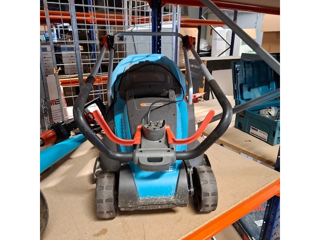 8x tuingereedschap, o.a stihl, gardena - afbeelding 18 van  28