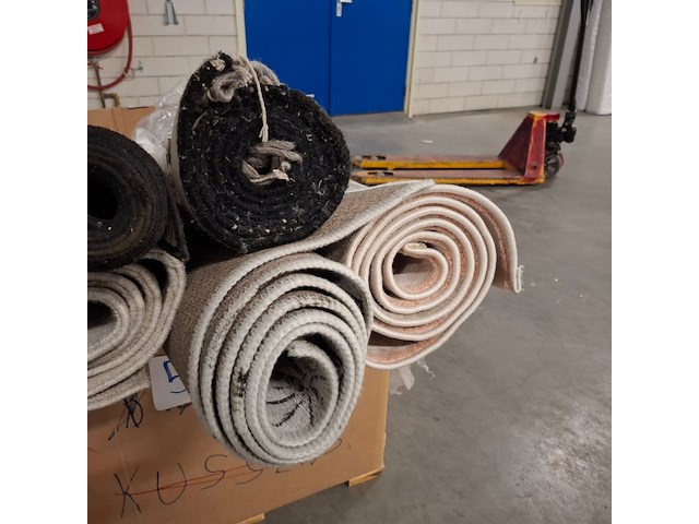 8x vloerkleed en 2x bijzettafel, o.a. zuiver - afbeelding 6 van  8