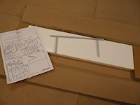 8x wandplank met handdoekhouder, wit