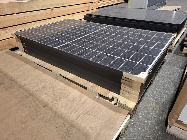 8x zonnepaneel longi, lr4-60hph-375m - afbeelding 1 van  3