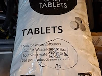 8x25kg zouttabletten salina - afbeelding 2 van  2
