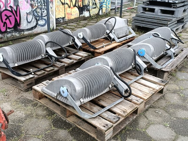 8x - afbeelding 4 van  7