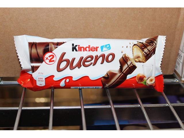9 dozen kinder bueno. t2 x 30. tht 11-25. - afbeelding 2 van  2