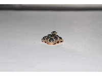 9 kt geelgouden hanger met natuurlijke diamant en behandelde blauwe diamanten - afbeelding 3 van  7