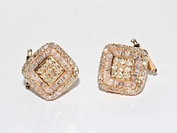 9 kt geelgouden oorbel met 0,95 cts natuurlijke diamant - afbeelding 2 van  5