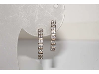 9 kt geelgouden oorbel met natuurlijke diamant - afbeelding 4 van  8