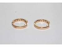 9 kt geelgouden oorbel met natuurlijke diamant - afbeelding 8 van  8