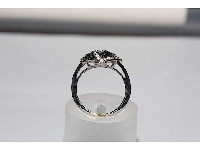 9 kt witgouden ring met natuurlijke diamant - afbeelding 7 van  9