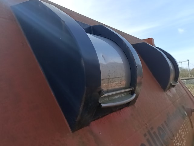 9 m³ gesloten afzet container, 2011 - afbeelding 9 van  11