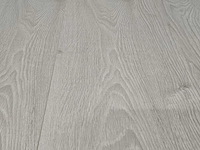 9 m2 laminaat plank - 1200 x 191 x 8 mm - afbeelding 1 van  3