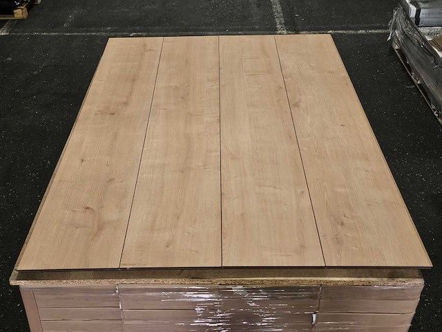 9 m2 laminaat plank - 1383 x 244 x 8 mm - afbeelding 3 van  3
