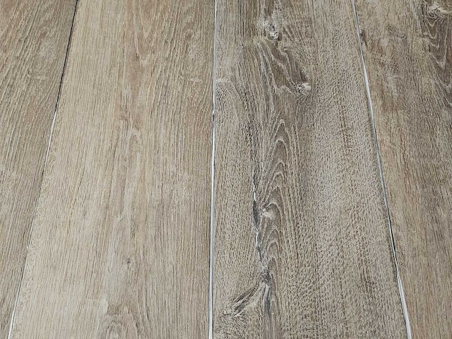 9 m2 pvc zelfklevend stroken - 1219 x 184 x 2,5 mm - afbeelding 1 van  3