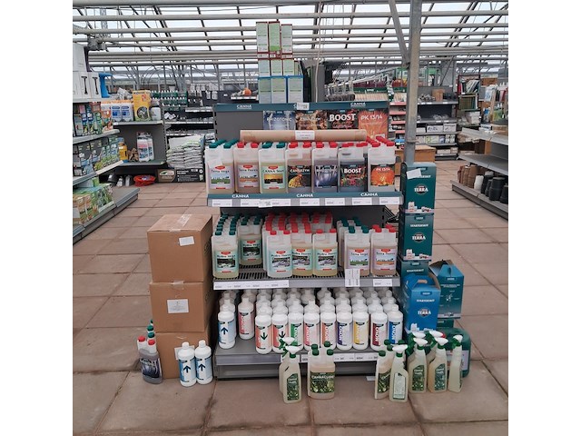 9 meter winkelstelling - afbeelding 2 van  6