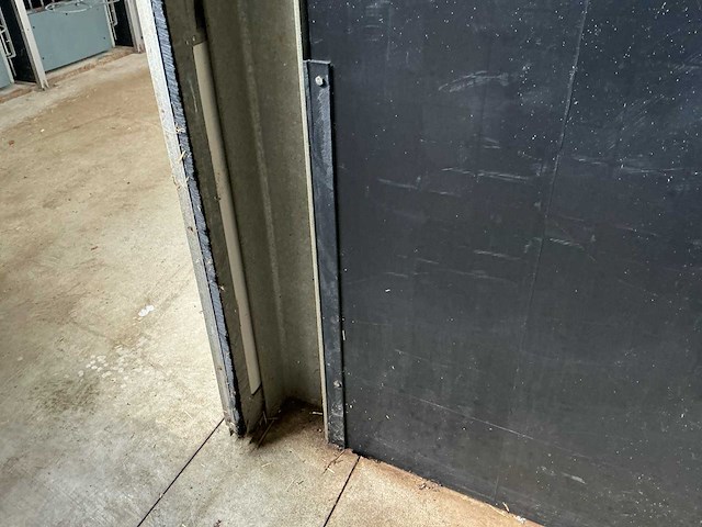 9 stuks kalverboxen – compleet systeem – met rvs en kunststof onderdelen - afbeelding 7 van  8