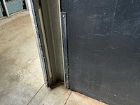 9 stuks kalverboxen – compleet systeem – met rvs en kunststof onderdelen - afbeelding 7 van  8