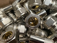 90 graden elleboog radiator valve pijp reducer (150x) - afbeelding 3 van  3
