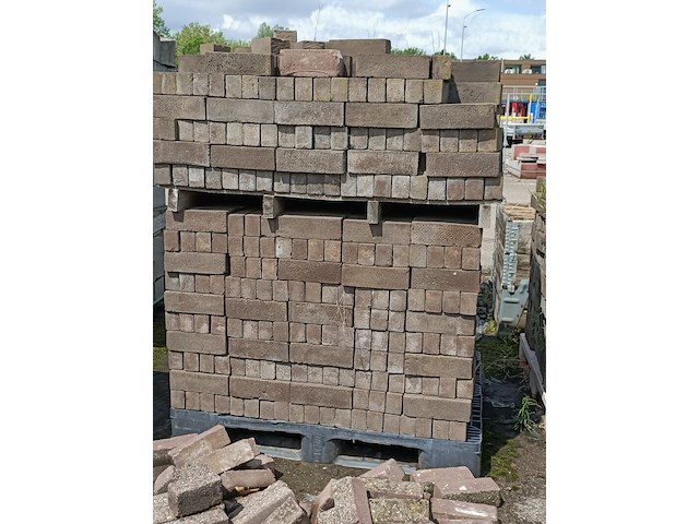 90 m2 gebakken straatsteen, 230x75x55 mm - afbeelding 3 van  3
