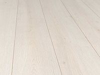 91 m2 laminaat plank - 1383 x 193 x 8 mm - afbeelding 1 van  4