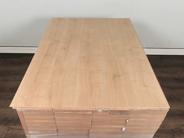 92 m2 laminaat plank - 1383 x 193 x 10 mm - afbeelding 3 van  4