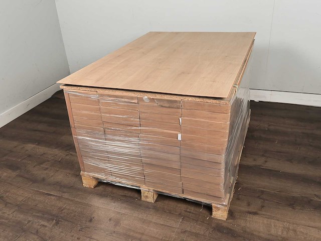 92 m2 laminaat plank - 1383 x 193 x 10 mm - afbeelding 4 van  4