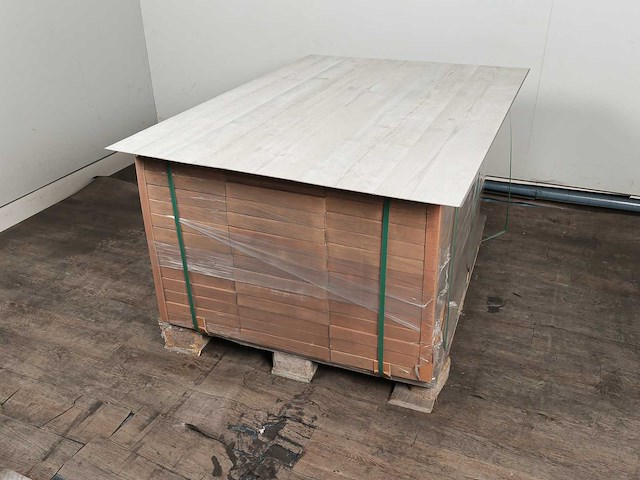93 m2 pvc click plank - 1510 x 210 x 4,5 mm - afbeelding 4 van  4