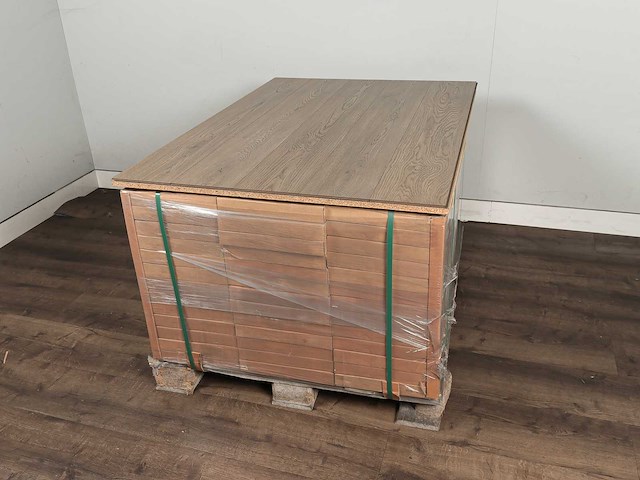94 m2 laminaat plank - 1383 x 193 x 8,5 mm - afbeelding 4 van  4