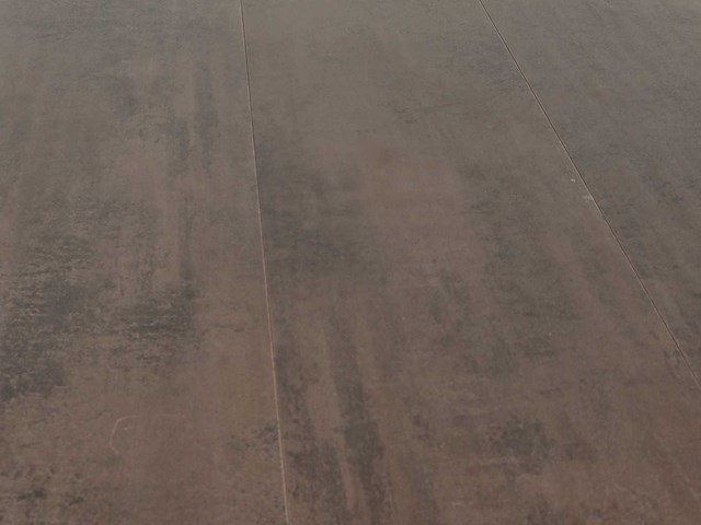 94 m2 laminaat plank watervast - 1290 x 329 x 8 mm - afbeelding 1 van  4