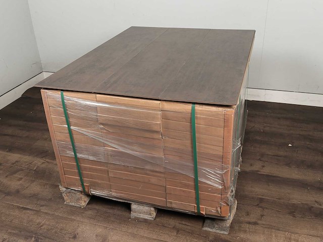 94 m2 laminaat plank watervast - 1290 x 329 x 8 mm - afbeelding 4 van  4