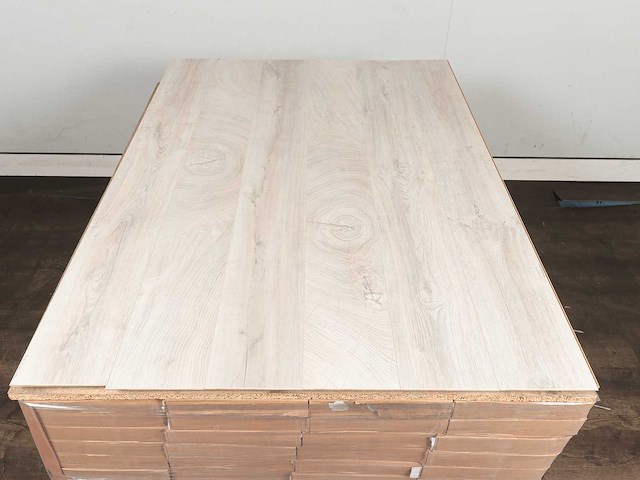 95 m2 laminaat plank - 1383 x 159 x 10 mm - afbeelding 3 van  4