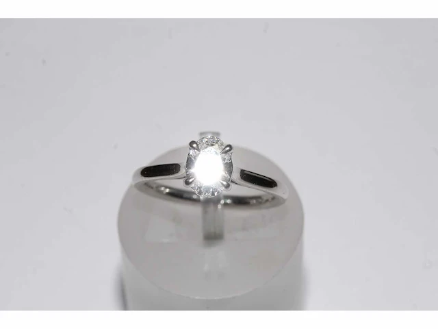 950 platina witte ring met 1,01 cts laboratoriumgekweekte diamant - afbeelding 1 van  9