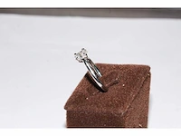 950 platina witte ring met 1,01 cts laboratoriumgekweekte diamant - afbeelding 3 van  9